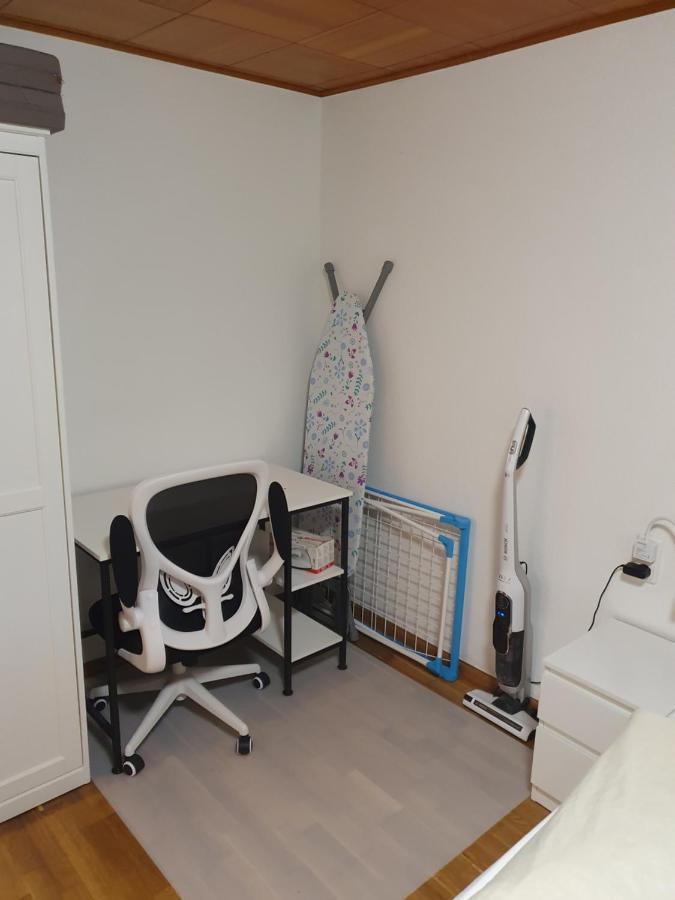 37m² 1,5 Mit Terrasse Und Super Badezimmer Apartment *